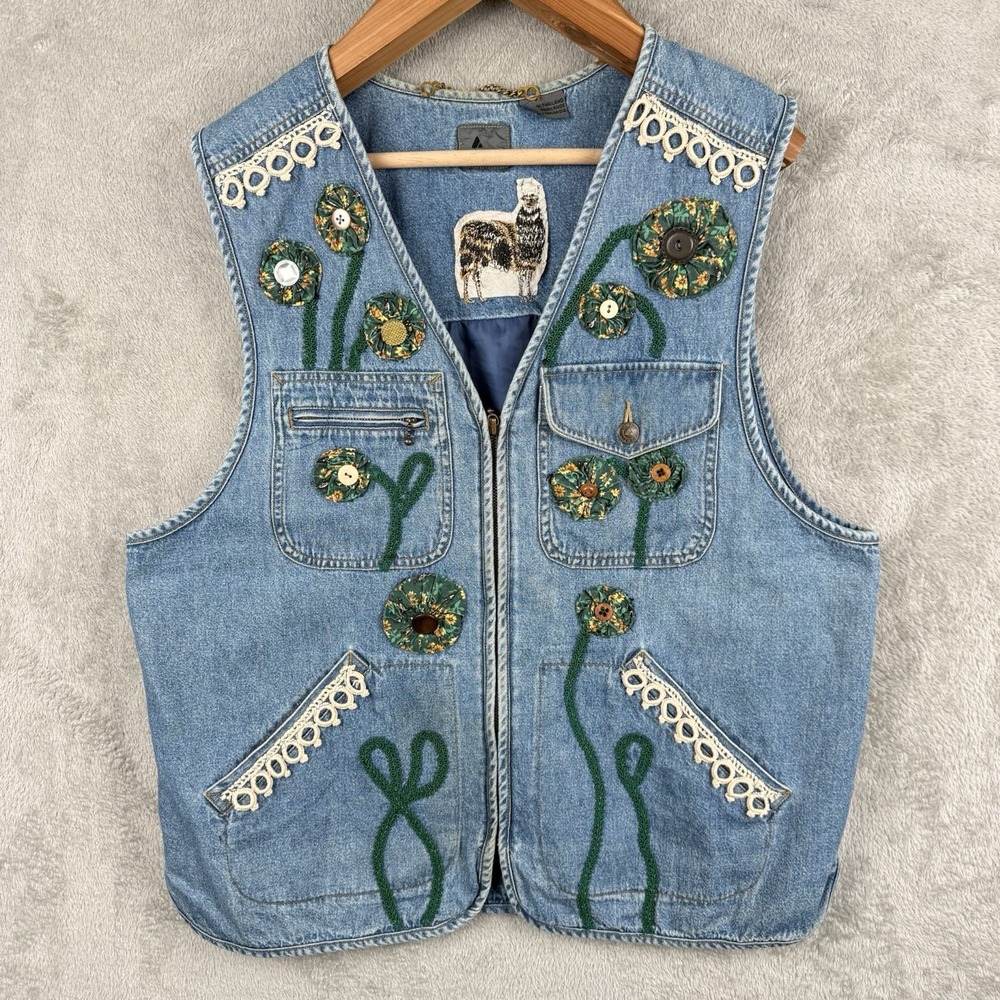 Liz Wear Liz Claiborne Denim Western Vest Size L Blue Floral Llama Embroidered